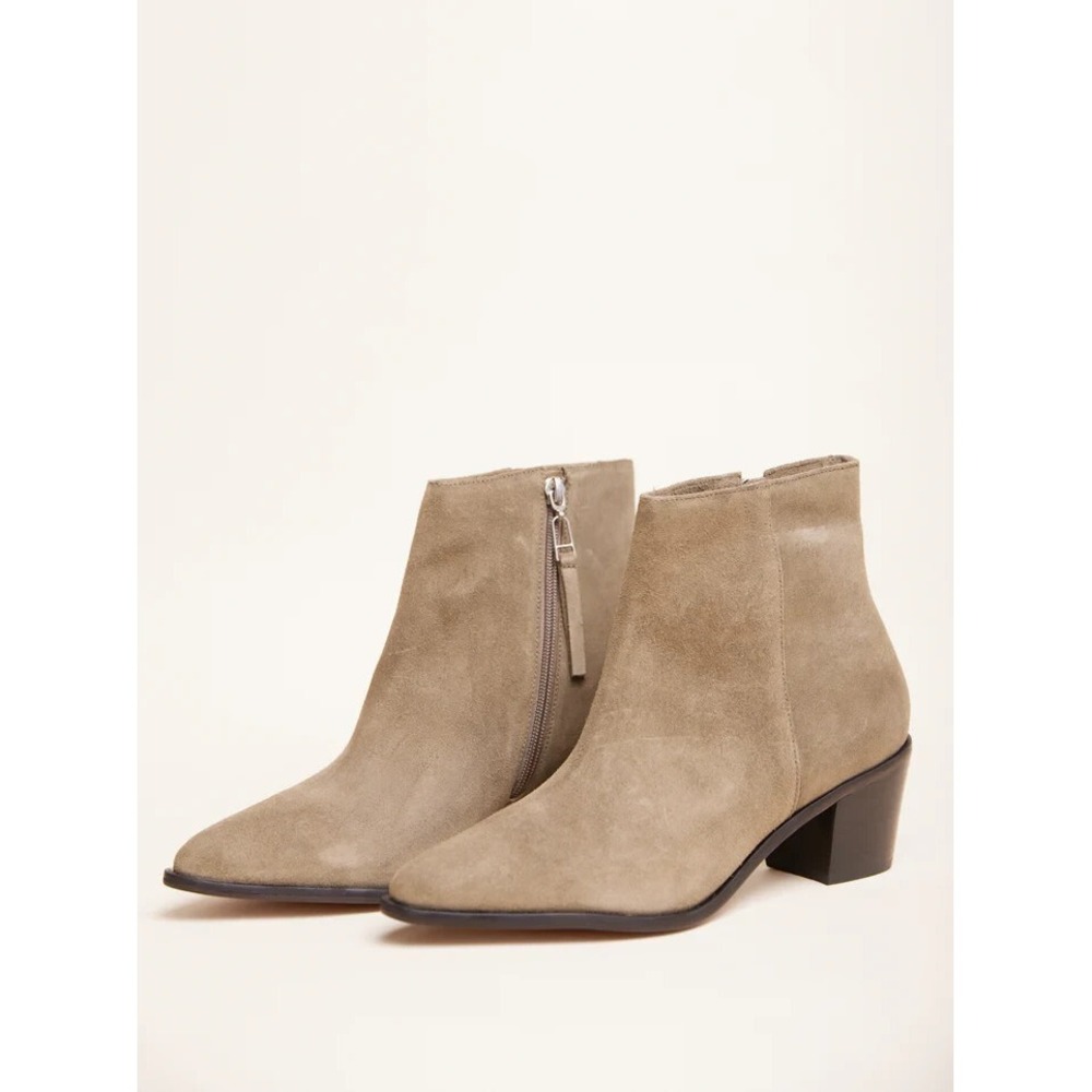 ABLE Dorset Boots Suede Leather in Mushroom Womne's‎ Size 9.5 Waterproof NEW